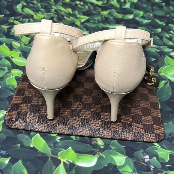 Silver and cream, Tahari heels - Picture 6 of 8